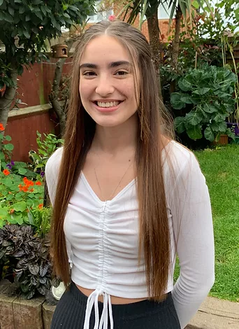 Abby Thomas Headshot.jpg